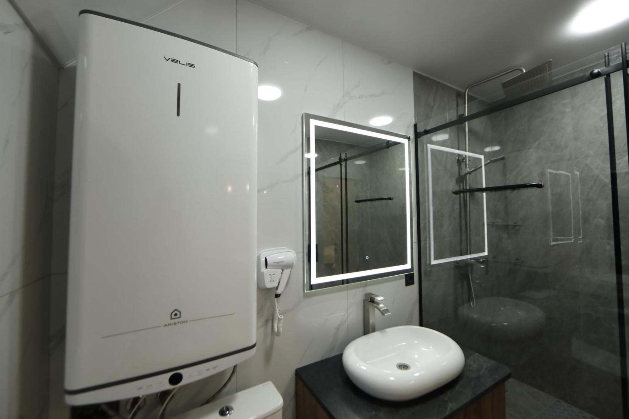 Cozy Hostel Bishkek Exterior photo